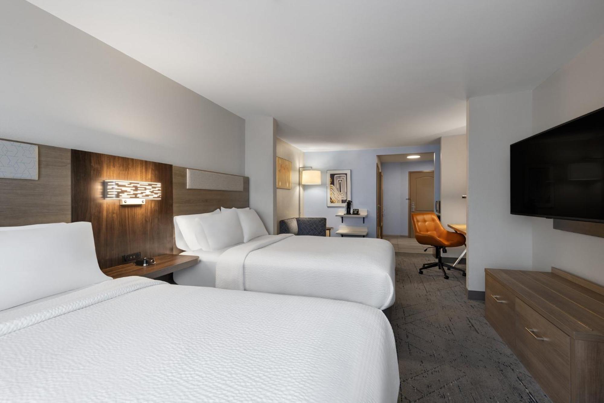 Holiday Inn Express Savannah Airport By Ihg Exterior photo